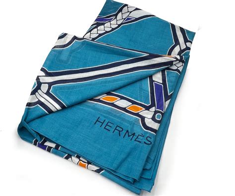 blauwe hermes sjaal|Hermès.